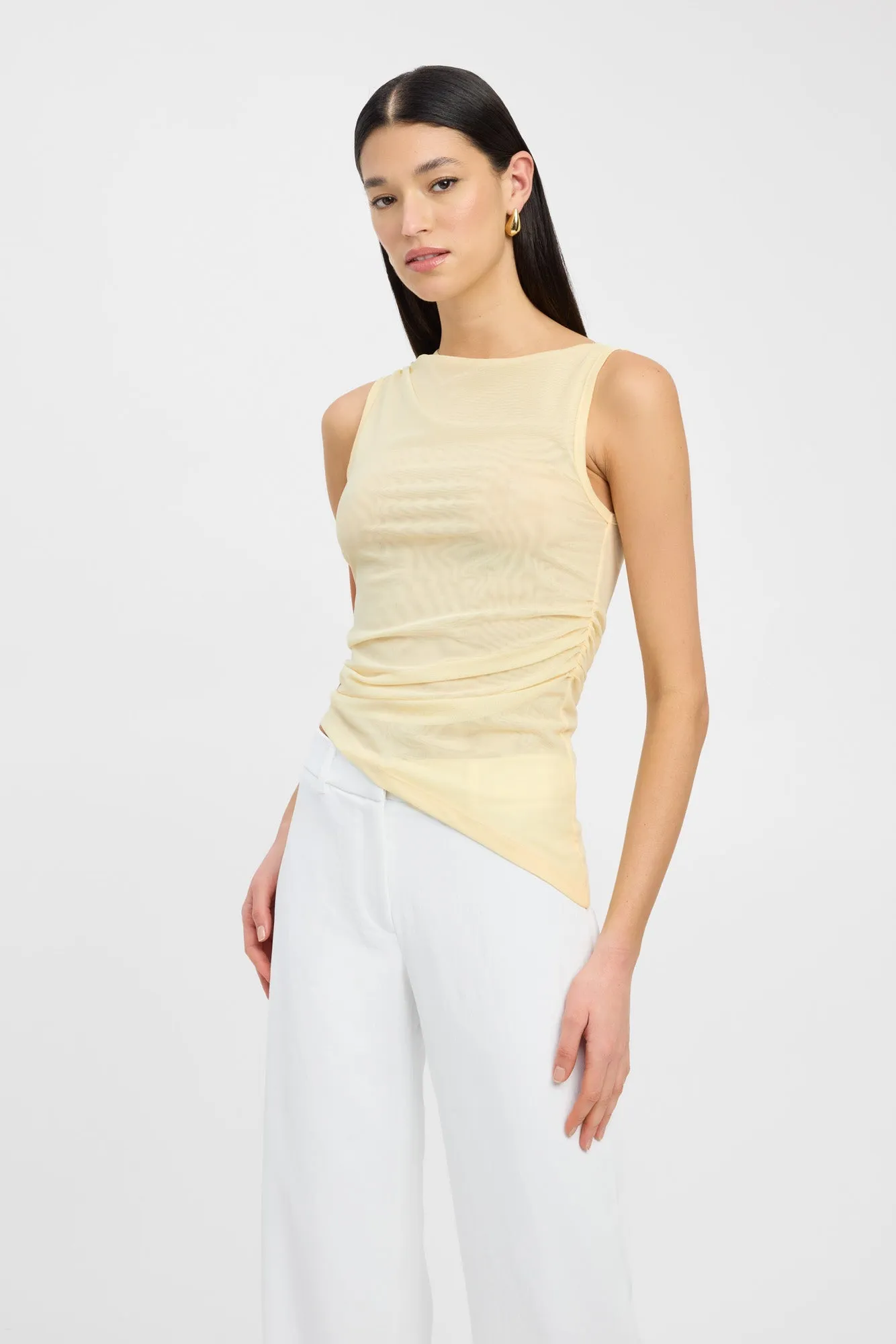 Bolt Asymmetric Top