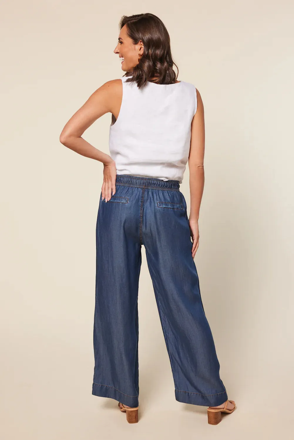 Breezy Relaxed Tencel Pant (Mid Wash)