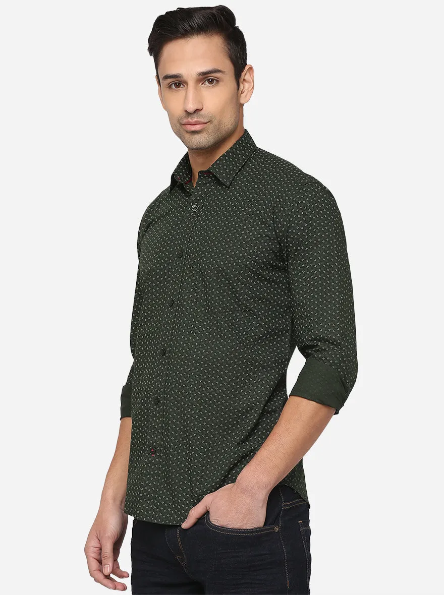 Dark Green Printed Slim Fit Casual Shirt | JadeBlue