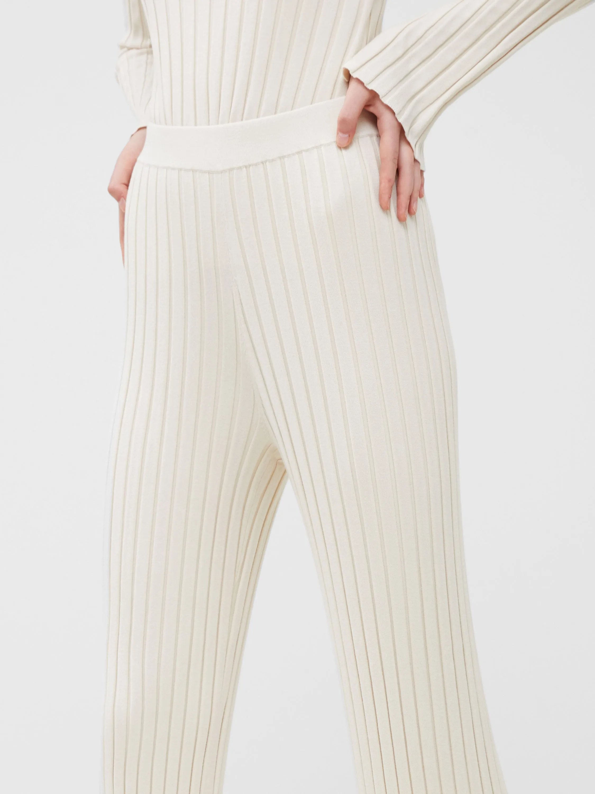 Minar Pleated Trousers