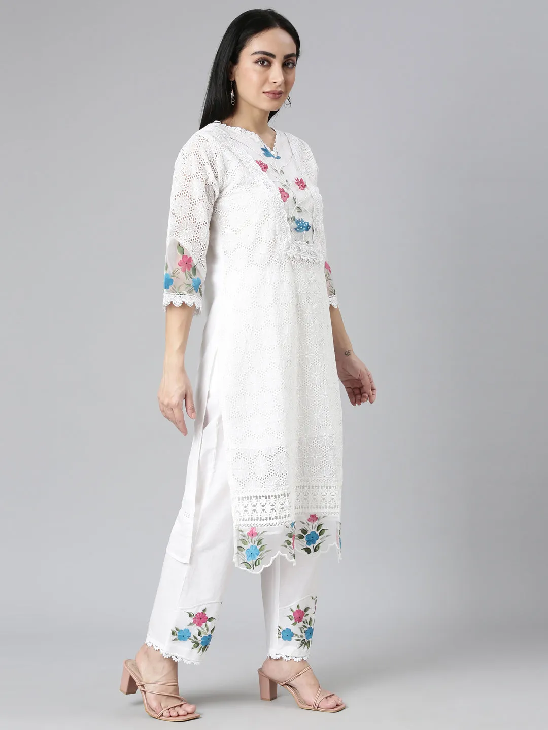 Neerus Off White Regular Scalloped Solid Kurta and Trousers With Dupatta