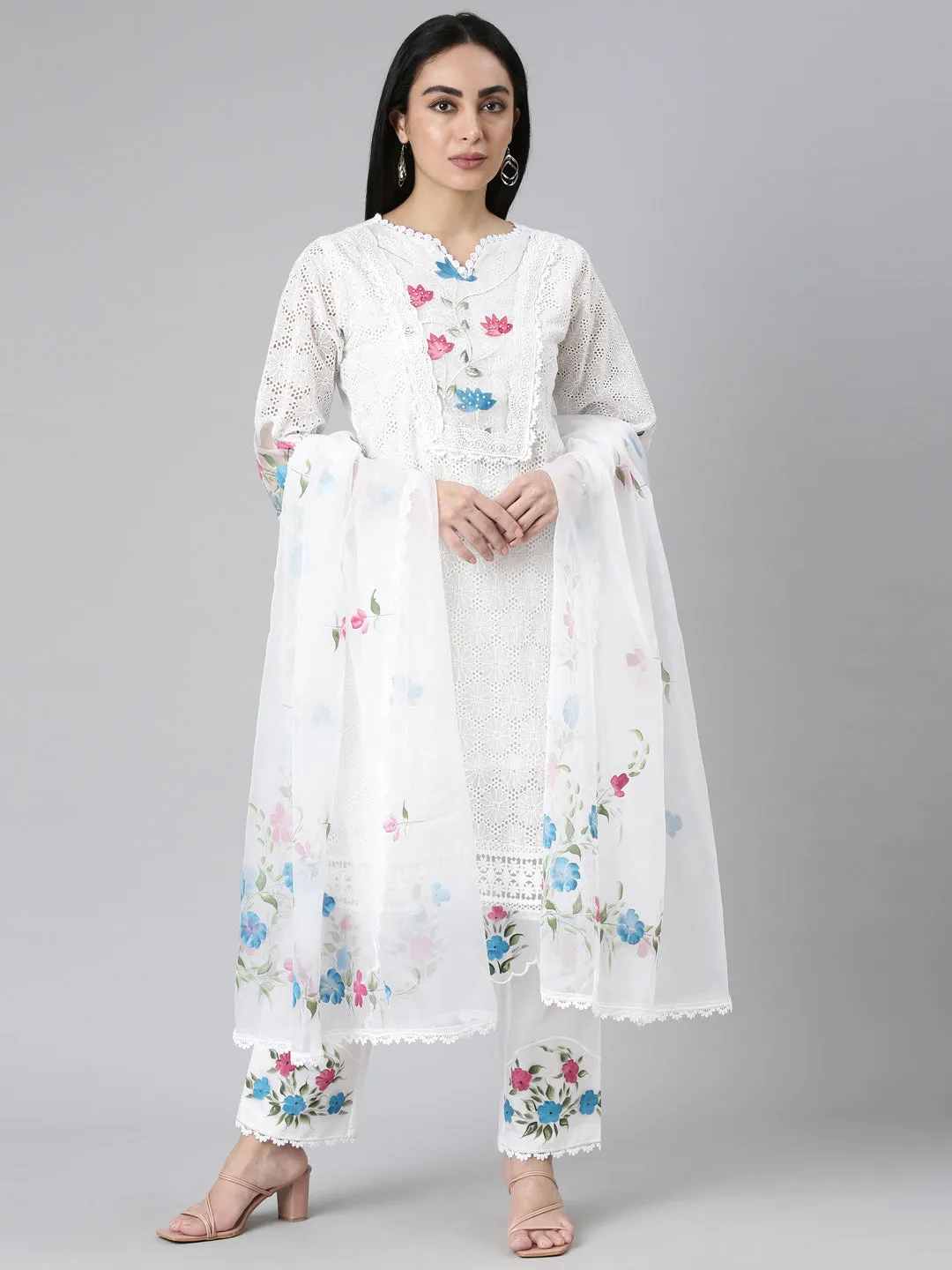 Neerus Off White Regular Scalloped Solid Kurta and Trousers With Dupatta